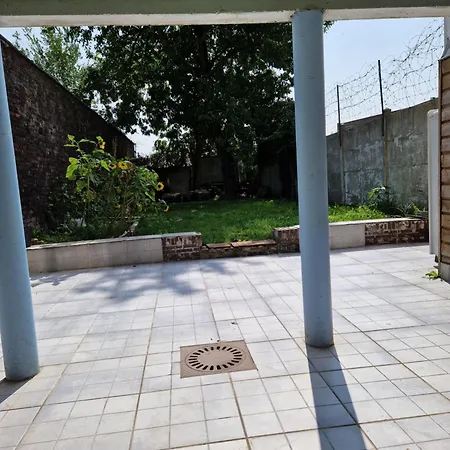 Meublé Apartamento *